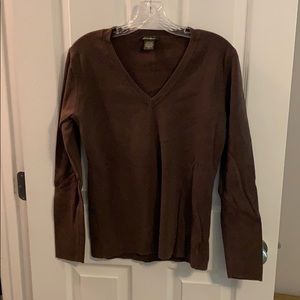 Eddie Bauer long sleeve v-neck shirt